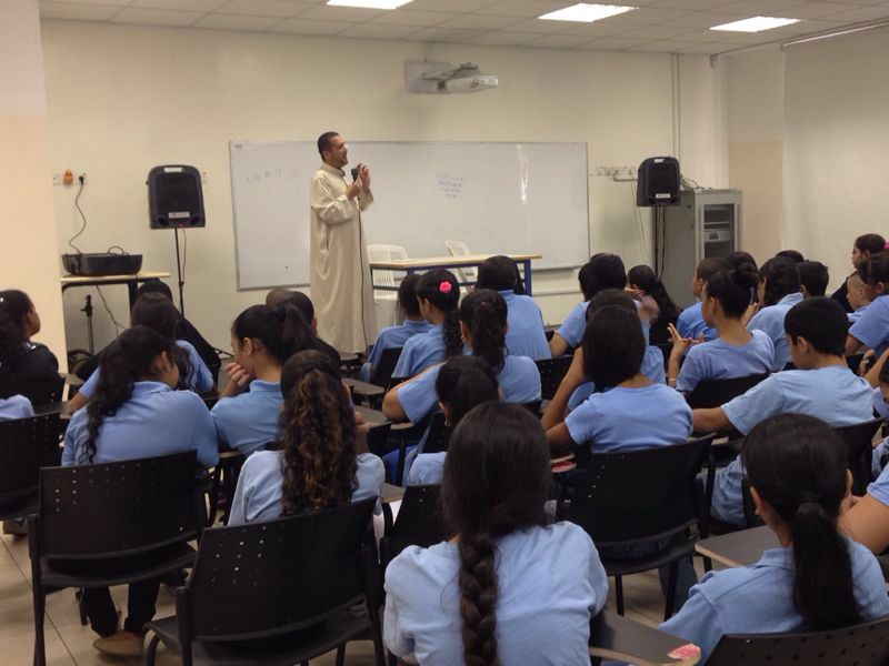 بالصور: أجواء عيد أضحى مميزة في مدرسة أجيال الثانوية بمدينة يافا